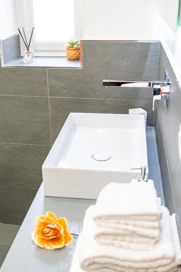 Colours Apartments & Rooms Sanremo Exterior photo