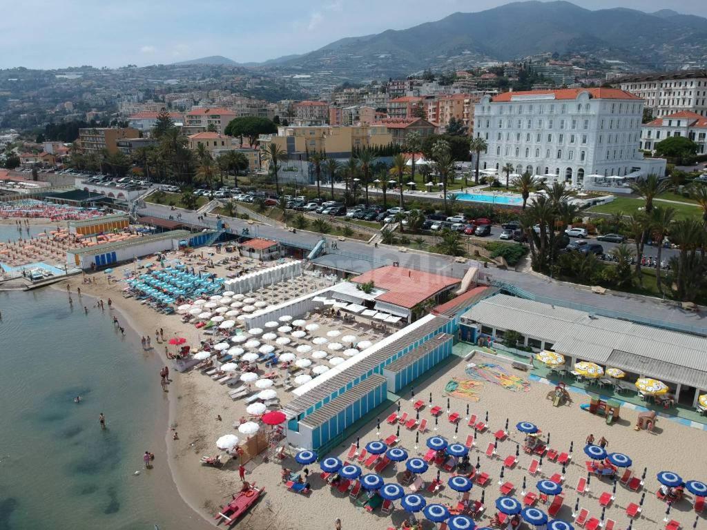 Colours Apartments & Rooms Sanremo Exterior photo